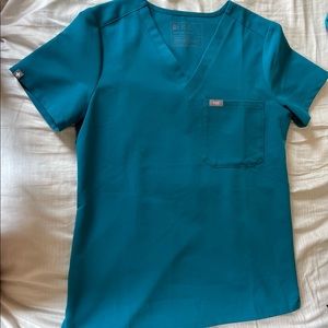 FIGS Catarina One-pocket scrub top